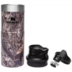 Stanley The Trigger-Action Travel Mug 470 Ml Country DNA Mossy Oak -Keukengerei Winkel 1806273345 1000x1000w 1