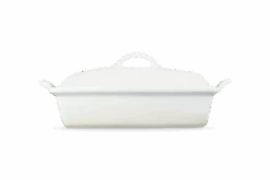 Le Creuset Ovenschaal Met Deksel 33 Cm Aardewerk Meringue 9 Le Creuset Ovenschaal Met Deksel 33 Cm Aardewerk Meringue -Keukengerei Winkel lc 20211229 zs ps fs 61002407160005 003 1