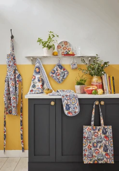 Ulster Weavers Mediterranean Plates Schort Katoen Blauw 7 Ulster Weavers Mediterranean Plates Schort Katoen Blauw -Keukengerei Winkel mediterranean plates main klein