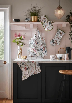 Ulster Weavers Oriental Birds Ovenwant Katoen Crème -Keukengerei Winkel oriental birds main klein 2